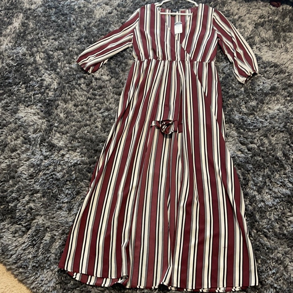 Exposed maxi dress